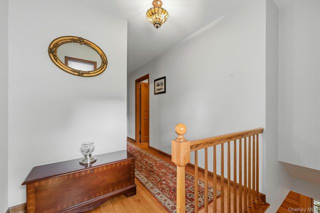 25 Meadow Avenue, Cornwall On Hudson, NY 12520
