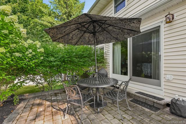 25 Meadow Avenue, Cornwall On Hudson, NY 12520