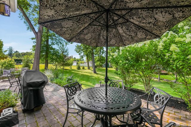 25 Meadow Avenue, Cornwall On Hudson, NY 12520