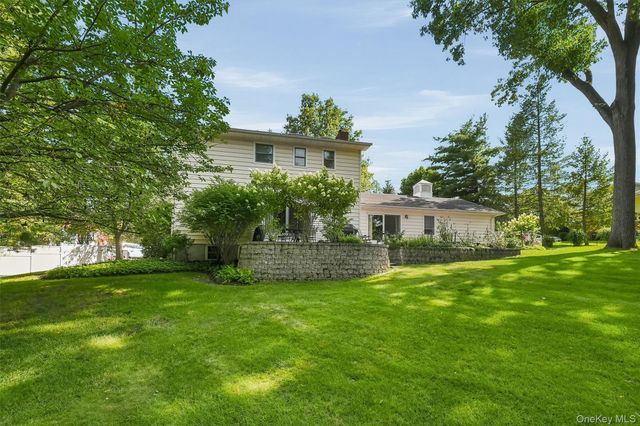 25 Meadow Avenue, Cornwall On Hudson, NY 12520
