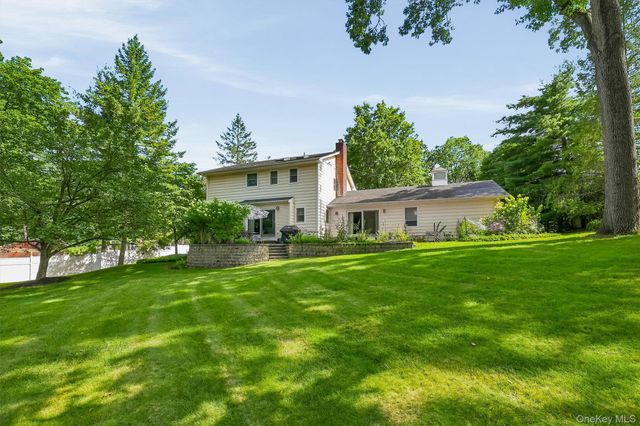 25 Meadow Avenue, Cornwall On Hudson, NY 12520