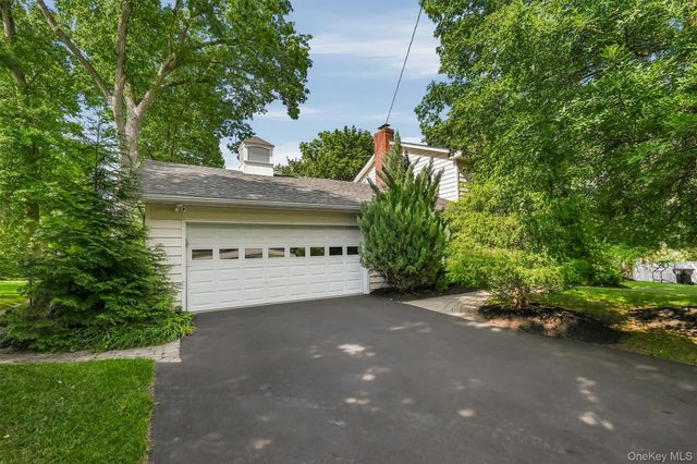 25 Meadow Avenue, Cornwall On Hudson, NY 12520