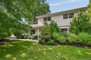 25 Meadow Avenue, Cornwall On Hudson, NY 12520