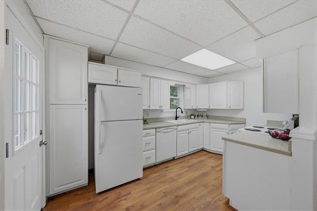 425 E 70th Street, Kansas City, MO 64131