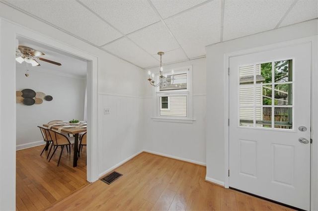 425 E 70th Street, Kansas City, MO 64131