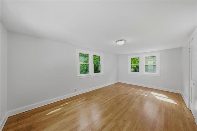 425 E 70th Street, Kansas City, MO 64131