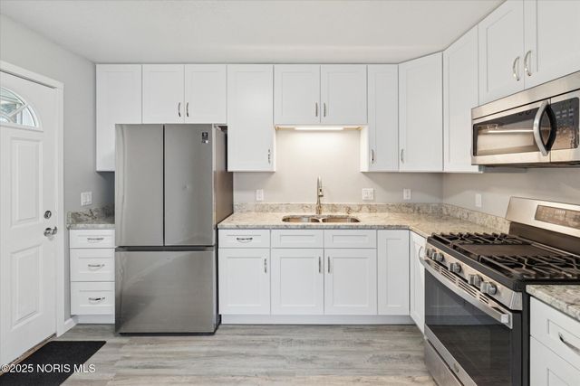 1462 Holmes Street, Toledo, OH 43605