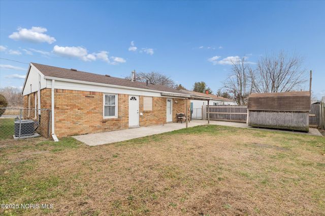 1462 Holmes Street, Toledo, OH 43605