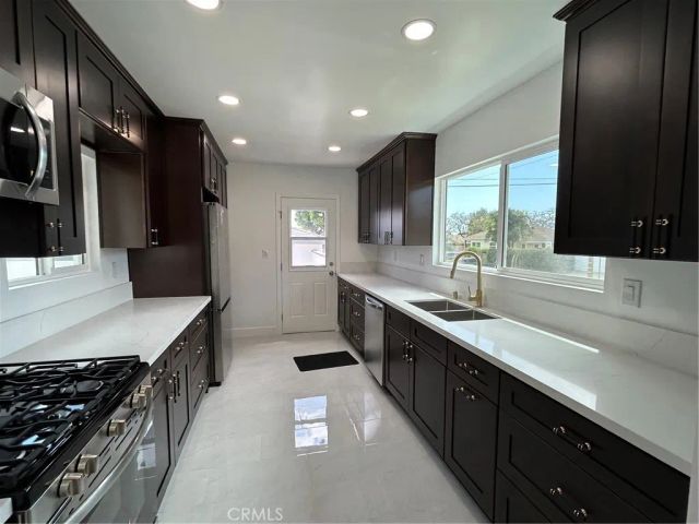 2963 Via San Carlo, Montebello, CA 90640