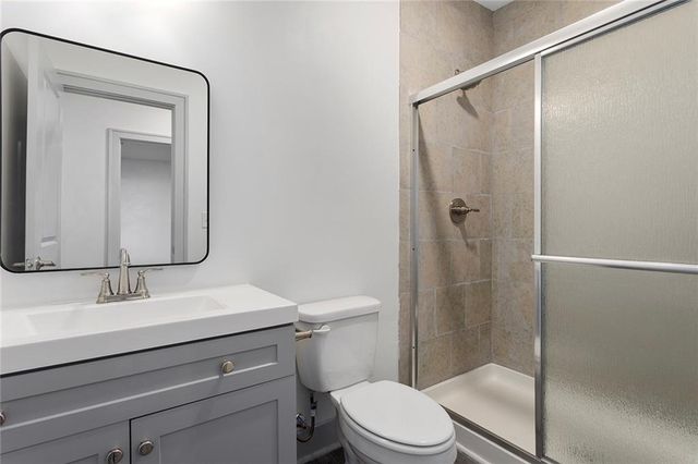 630 NW 110th Street, Kansas City, MO 64155