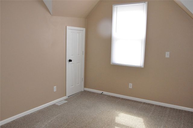 919 SE 10th, Cedar Rapids, IA 52403