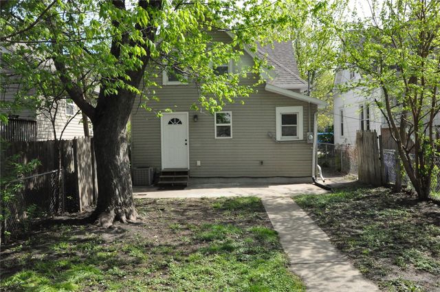 919 SE 10th, Cedar Rapids, IA 52403