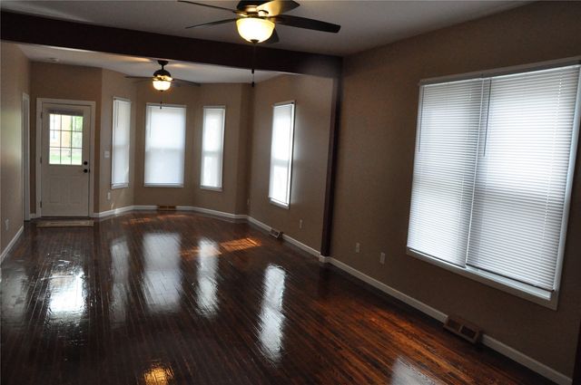 919 SE 10th, Cedar Rapids, IA 52403