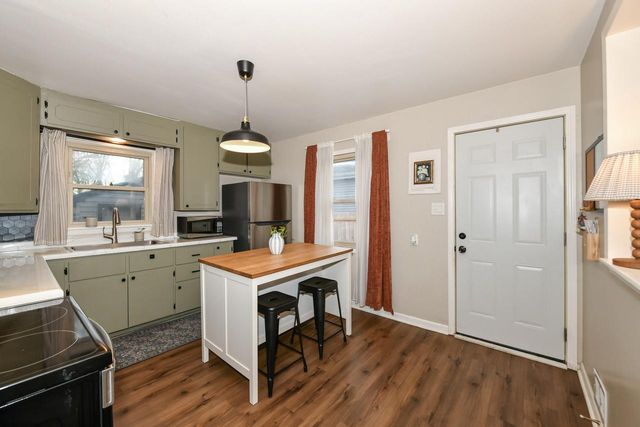 8101 E Wind Lake ROAD, Waterford, WI 53185