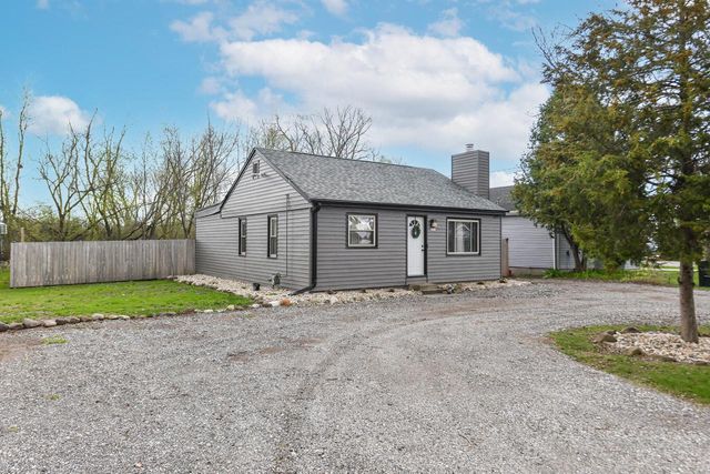 8101 E Wind Lake ROAD, Waterford, WI 53185