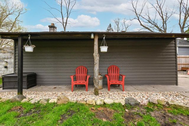 8101 E Wind Lake ROAD, Waterford, WI 53185