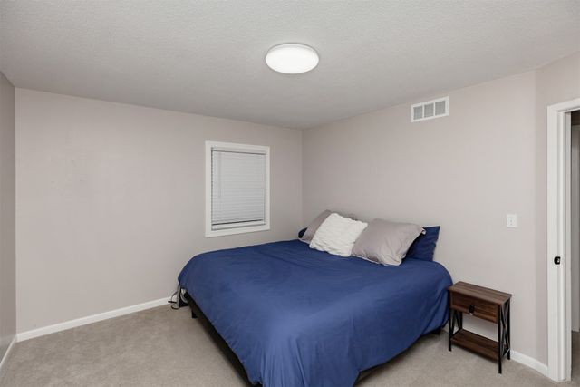614 SE 8th Street, Ankeny, IA 50021
