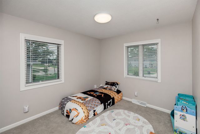 614 SE 8th Street, Ankeny, IA 50021