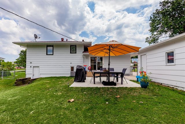 614 SE 8th Street, Ankeny, IA 50021
