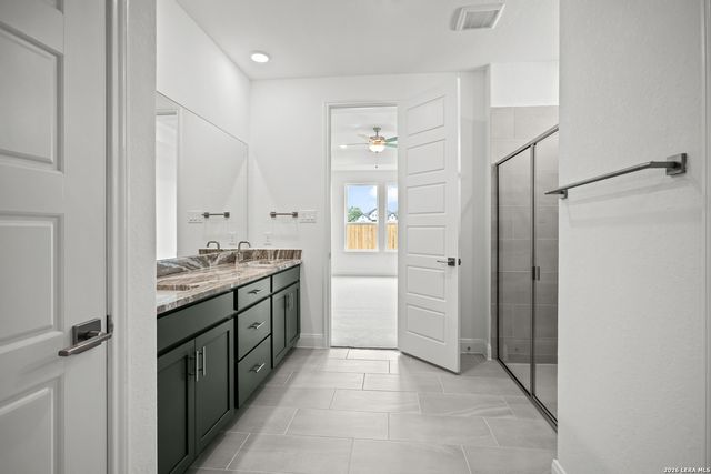 147 Highland Park, Castroville, TX 78009
