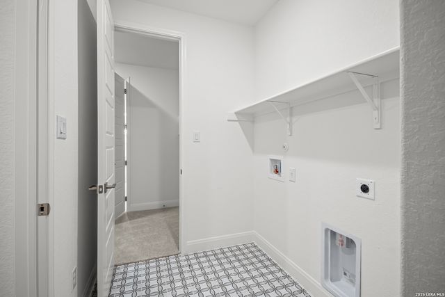 147 Highland Park, Castroville, TX 78009