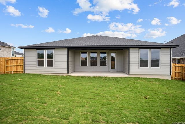 147 Highland Park, Castroville, TX 78009