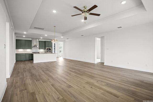 147 Highland Park, Castroville, TX 78009