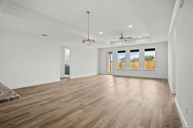 147 Highland Park, Castroville, TX 78009