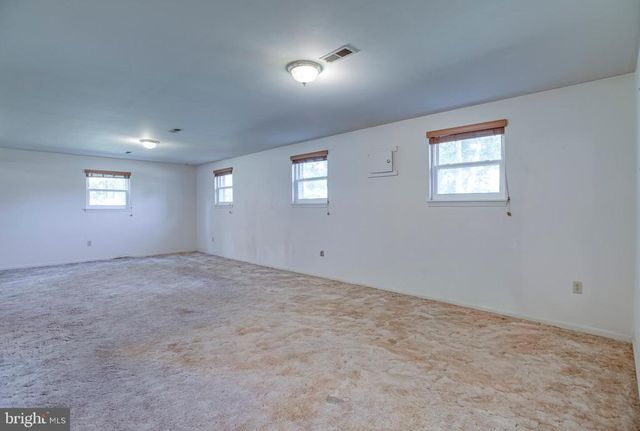 7077 WESTMORELAND DR, Warrenton, VA 20187