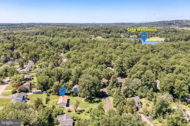 7077 WESTMORELAND DR, Warrenton, VA 20187