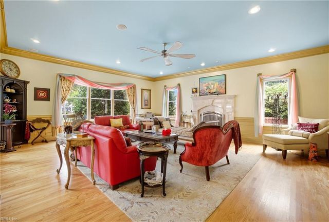 2328 Spindrift RD, Virginia Beach, VA 23451