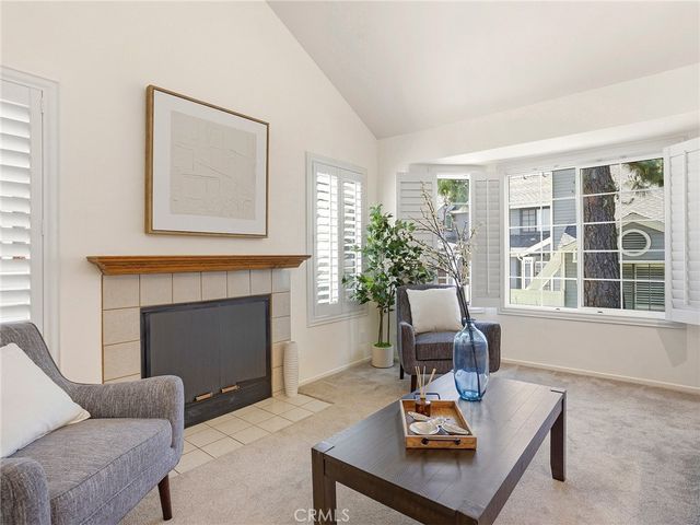 242 Spruce Court, Azusa, CA 91702