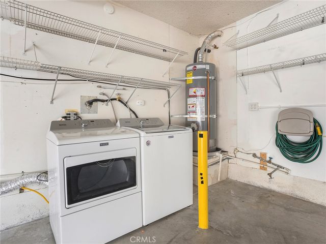 242 Spruce Court, Azusa, CA 91702