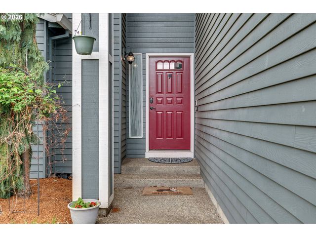 21267 Nw CANNES Dr, Portland, OR 97229