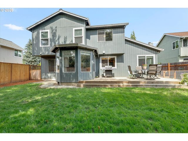 21267 Nw CANNES Dr, Portland, OR 97229