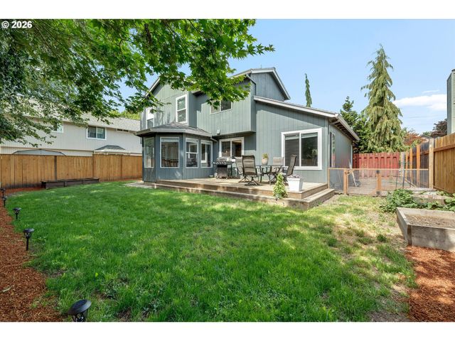21267 Nw CANNES Dr, Portland, OR 97229