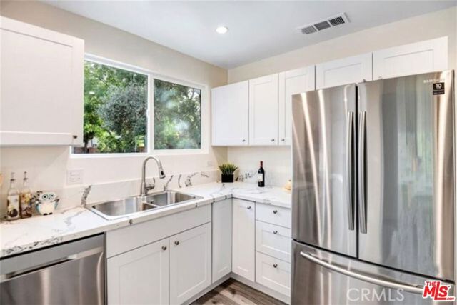 17902 Saticoy Street, Reseda, CA 91335