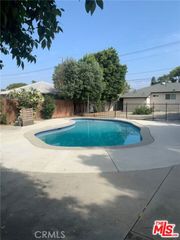 17902 Saticoy Street, Reseda, CA 91335
