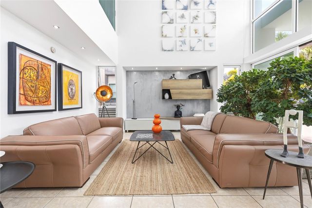 313 CIUDAD JARDIN, Caguas, PR 00725