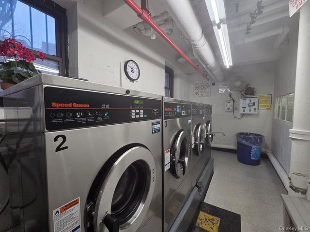 26-19 141st Street 5E, Flushing, NY 11354