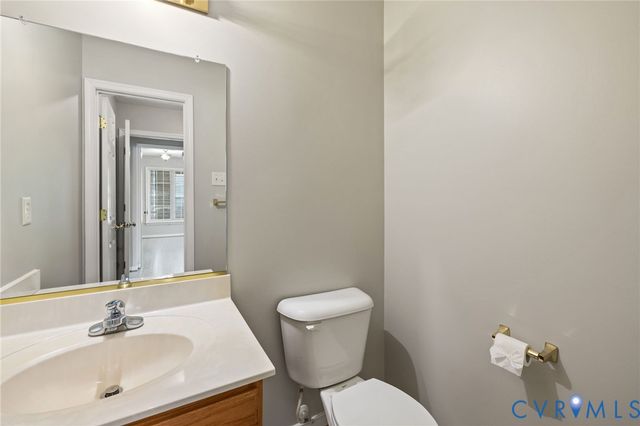 6006 Cameron Bridge Dr, Chesterfield, VA 23112