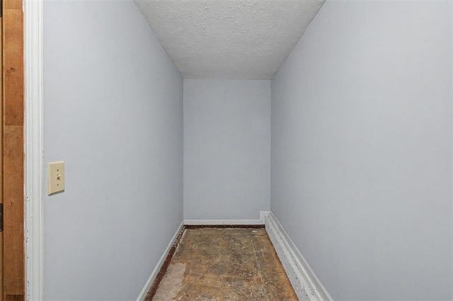 380 N Victoria Road, Woodstock, GA 30189