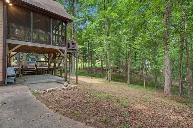 380 N Victoria Road, Woodstock, GA 30189