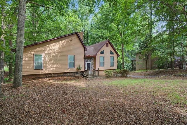 380 N Victoria Road, Woodstock, GA 30189