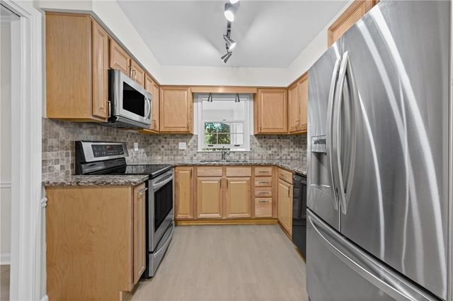 70 Chaumont Square NW, Atlanta, GA 30327