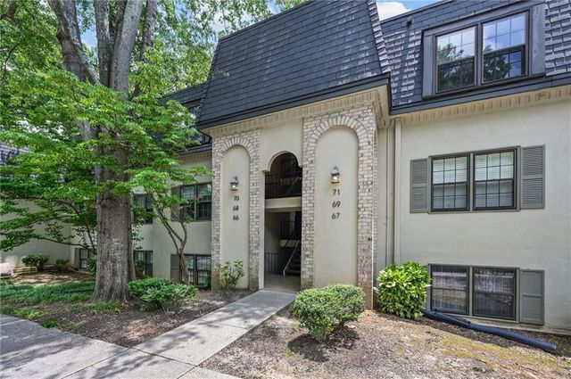 70 Chaumont Square NW, Atlanta, GA 30327