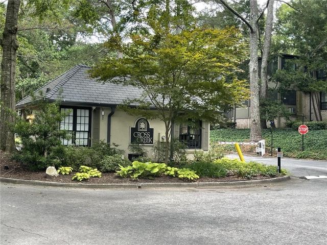 70 Chaumont Square NW, Atlanta, GA 30327