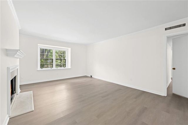 70 Chaumont Square NW, Atlanta, GA 30327