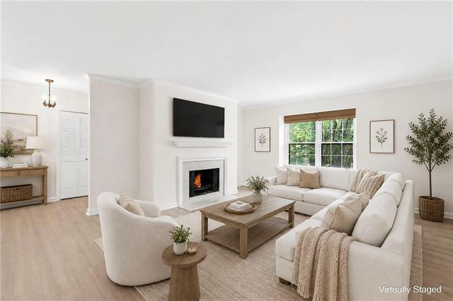 70 Chaumont Square NW, Atlanta, GA 30327
