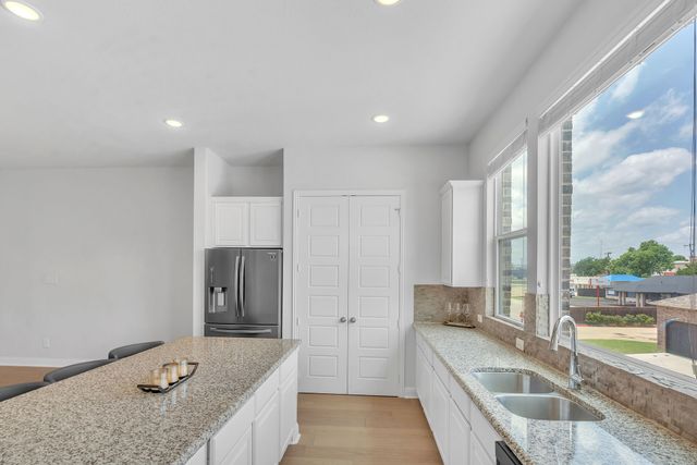 1005 Boyd Lane, Euless, TX 76040